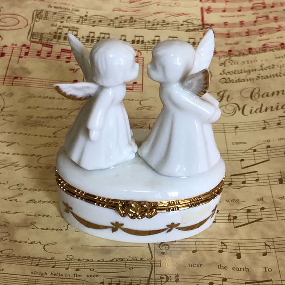90's Lefton China Angels Trinket Box - Lefton Collectible - Angel Figurine - Picture 1 of 12